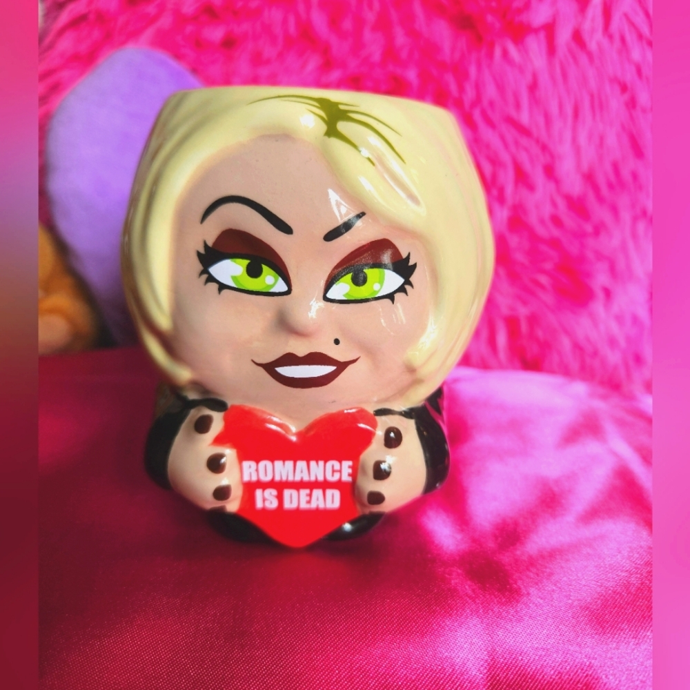 Horror Chucky Tiffany Doll Glass Valentine's Day Mug "Romance is Dead" | Gifts